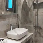 Апартаменты Matin's Cozy Nest Трикала